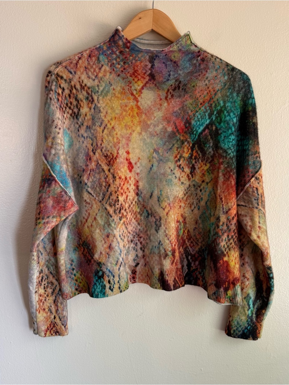 Cashmere Multicolor Abstract Snake-Print Sweater